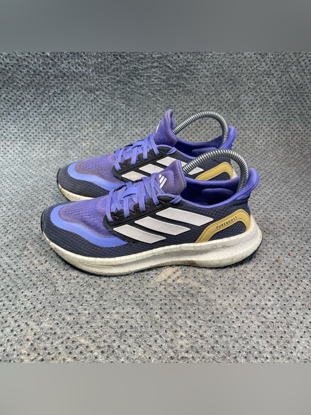 Adidas Pureboost Light Purple Running Shoes Size 6 Womens